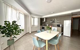Apartamentos Gandia Familiar 3000